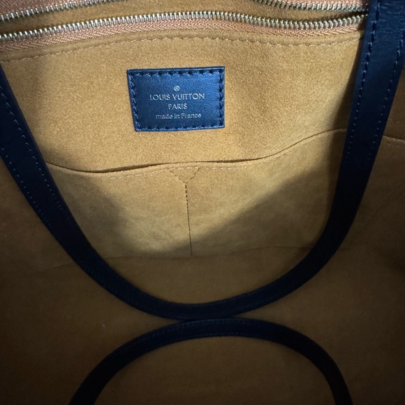 Louis Vuitton OnTheGo GM tote bag in black Monogram Empreinte leather - Picture 12 of 12